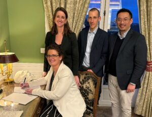 adeline-bourdon-anne-dubois-renaud-hanquiez-pascal-andre-partenaires-peinture-axial