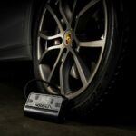 Noco Al5 Inflating Tire
